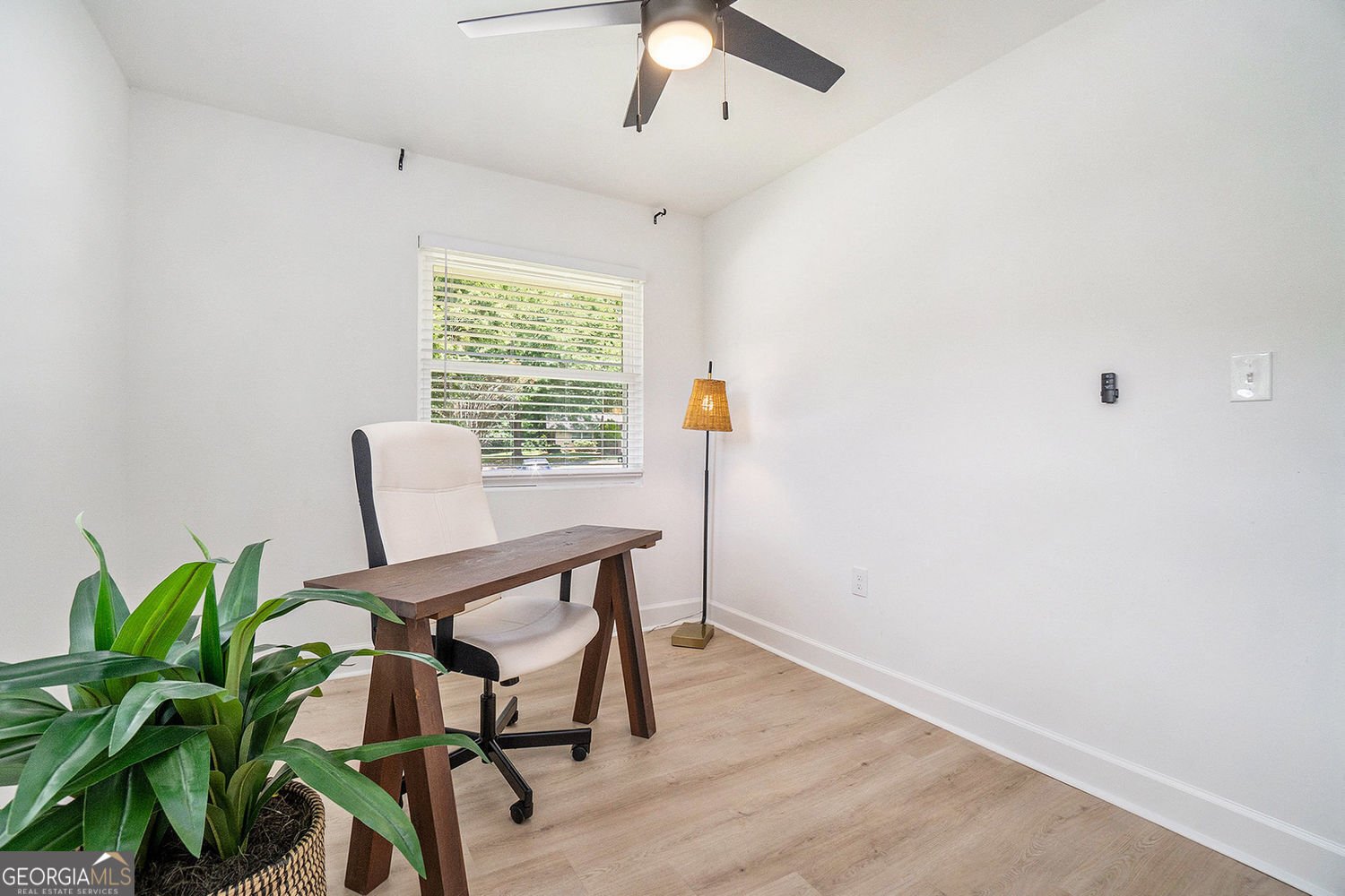 4020 Ester Drive Atlanta - 22