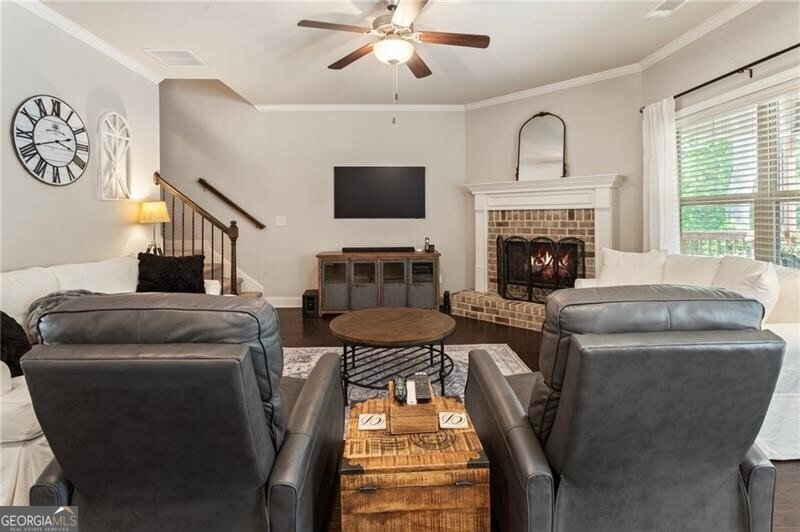 4018 Oxford Lane Gainesville - 23