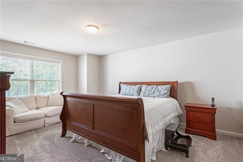 4018 Oxford Lane Gainesville - 43