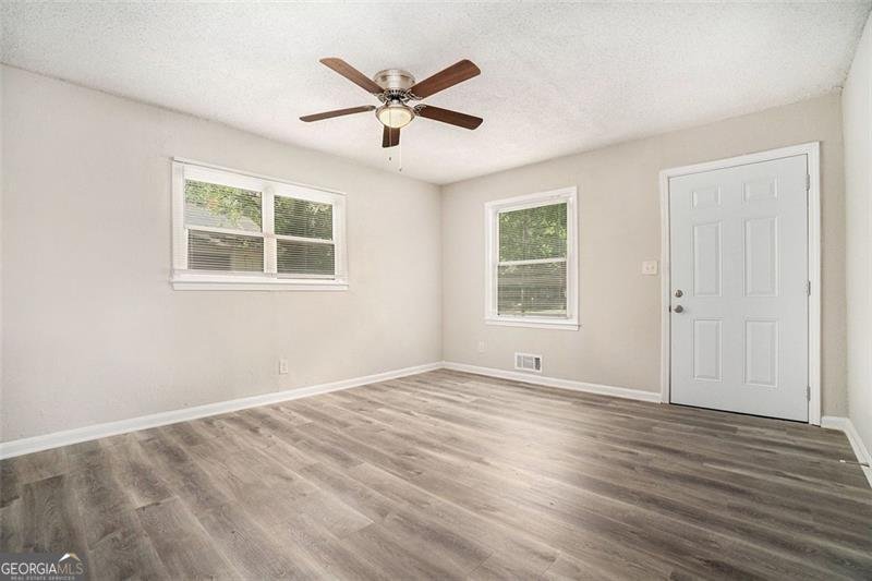 114 HOWELL Drive Atlanta - 4