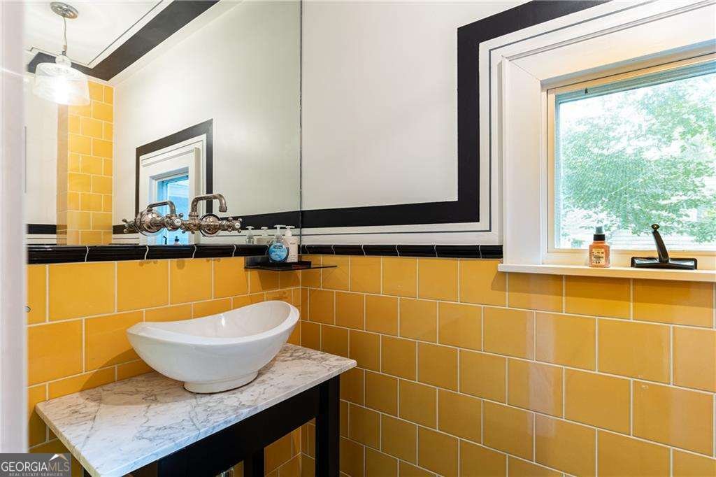 3072 Dale Drive Atlanta - 26