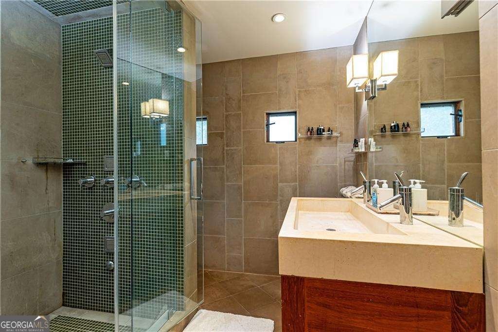3072 Dale Drive Atlanta - 36