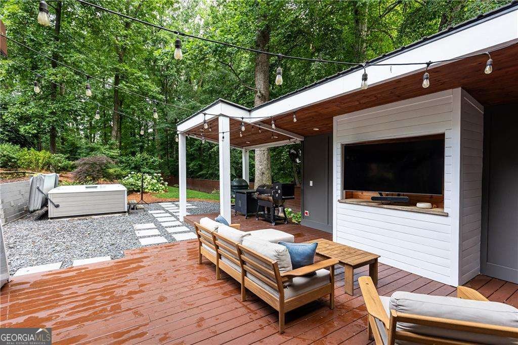 3072 Dale Drive Atlanta - 39