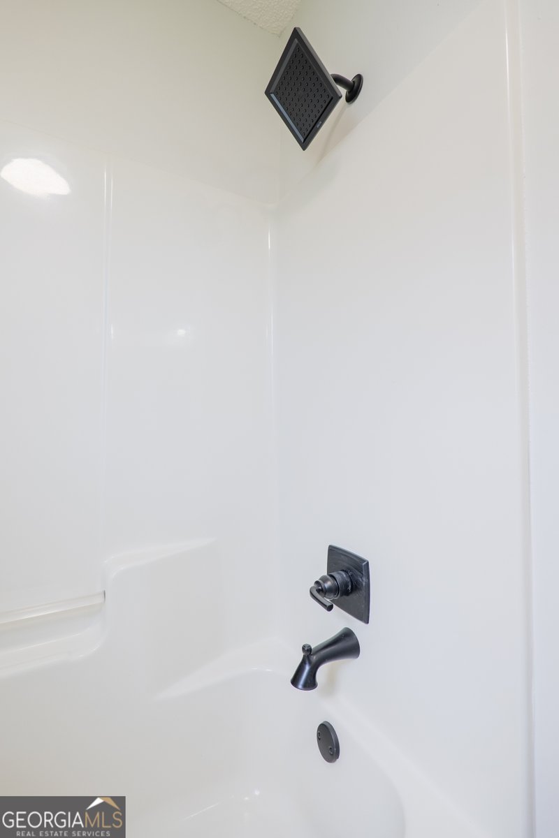 4037 Chadwyck Drive Valdosta - 23