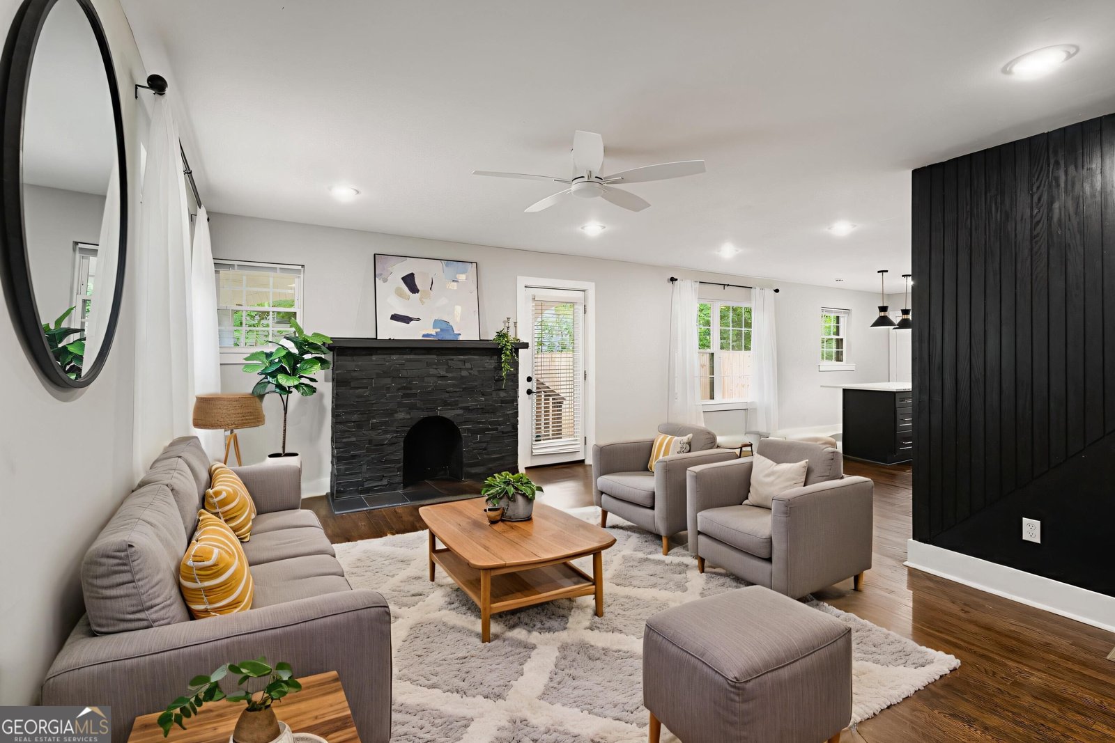 345 Adelle Street Atlanta - 4