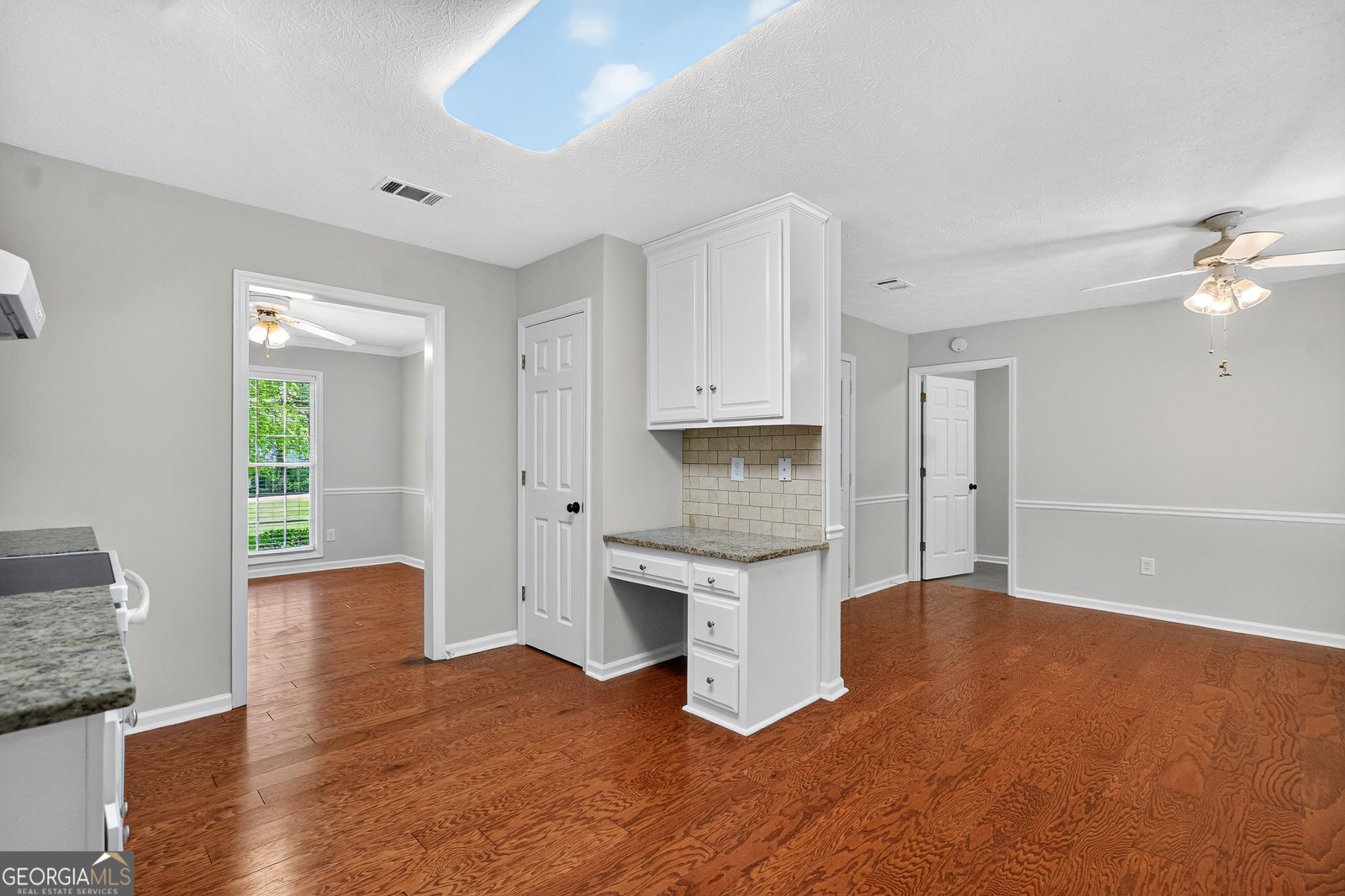 121 Colonial Court Lagrange - 11