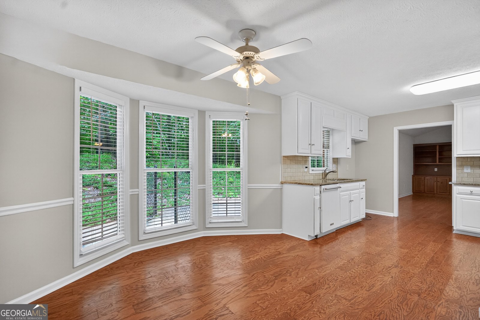 121 Colonial Court Lagrange - 12