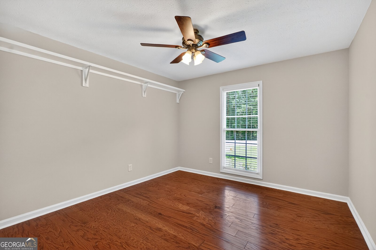 121 Colonial Court Lagrange - 20