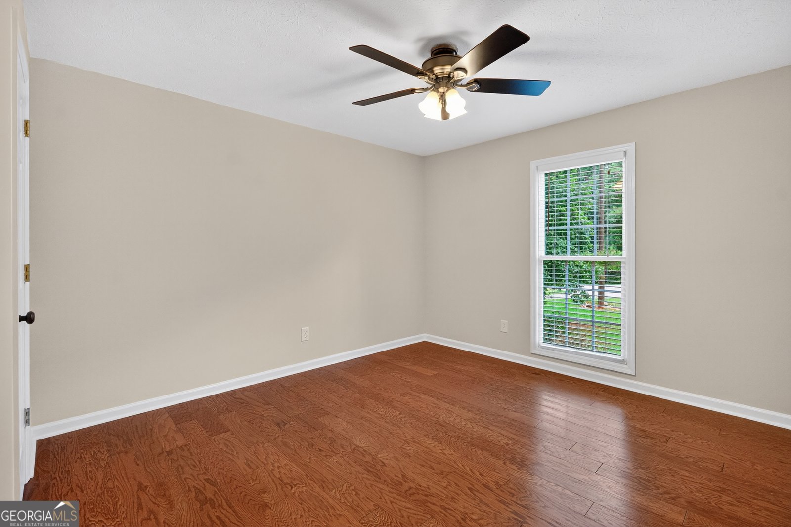 121 Colonial Court Lagrange - 21