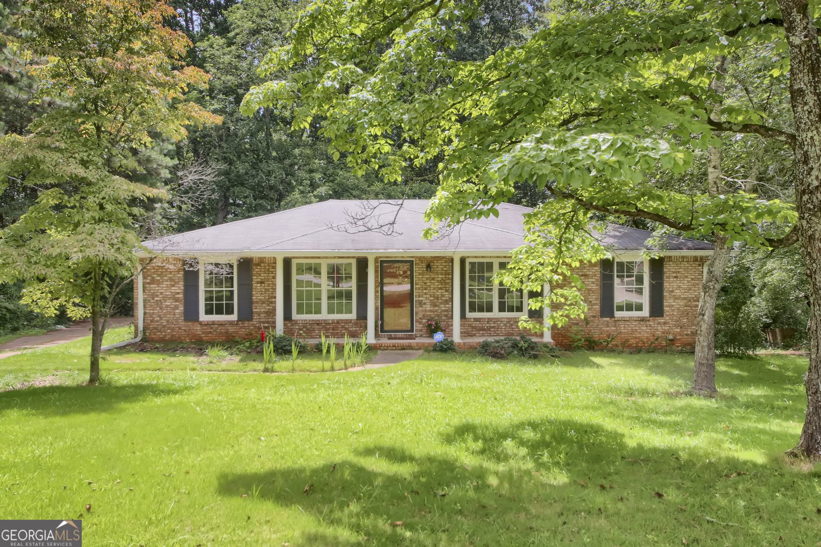 3180 Elizabeth Drive Douglasville - 1