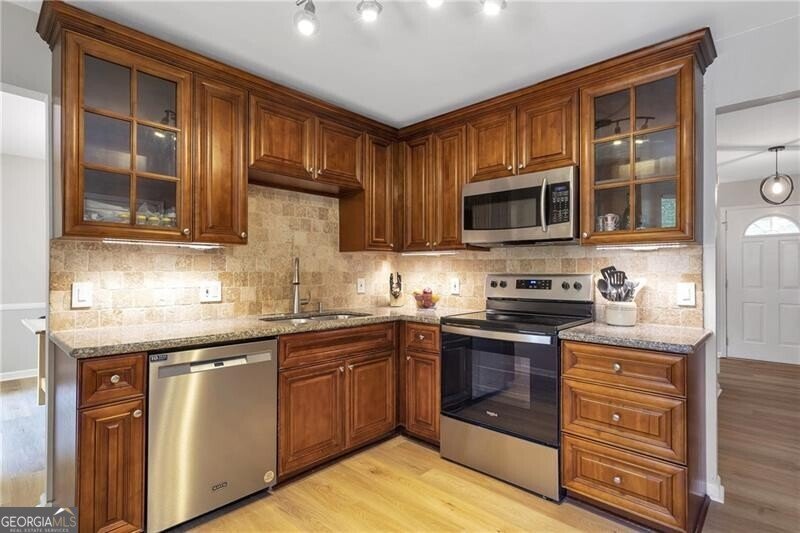 410 Sheringham Court Roswell - 2