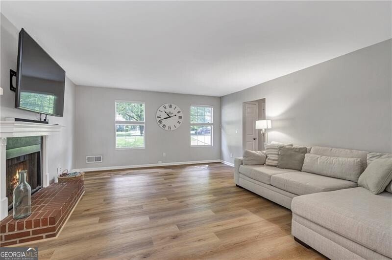 410 Sheringham Court Roswell - 3