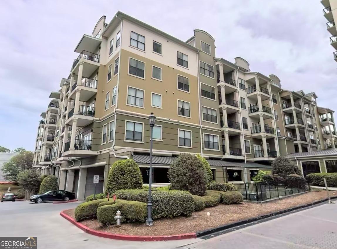 799 Hammond Drive Atlanta - 1