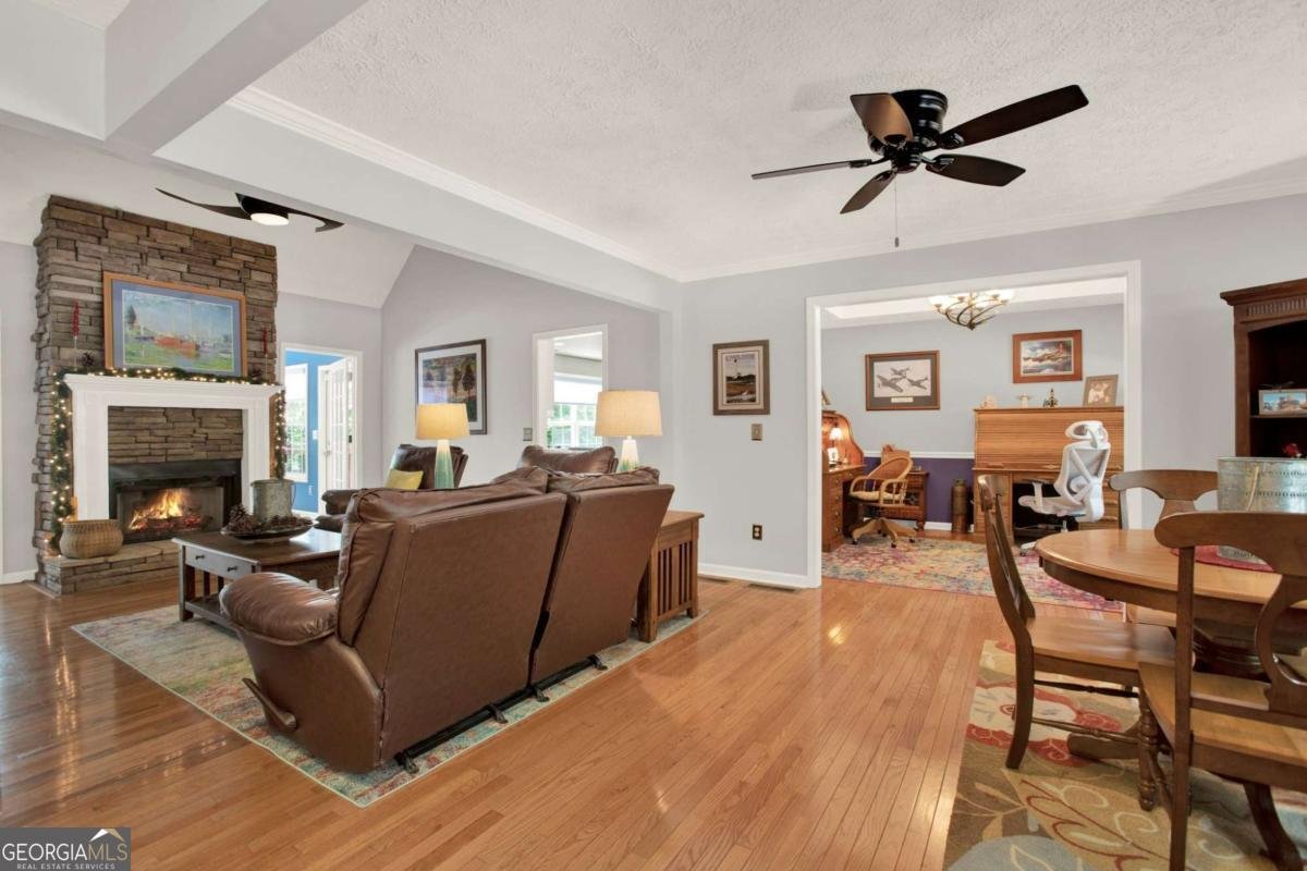 101 CHEROKEE Drive Waleska - 6