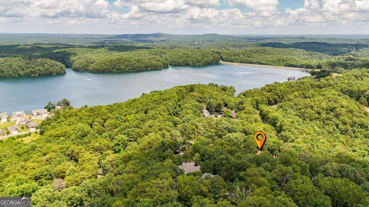 101 CHEROKEE Drive Waleska - 63