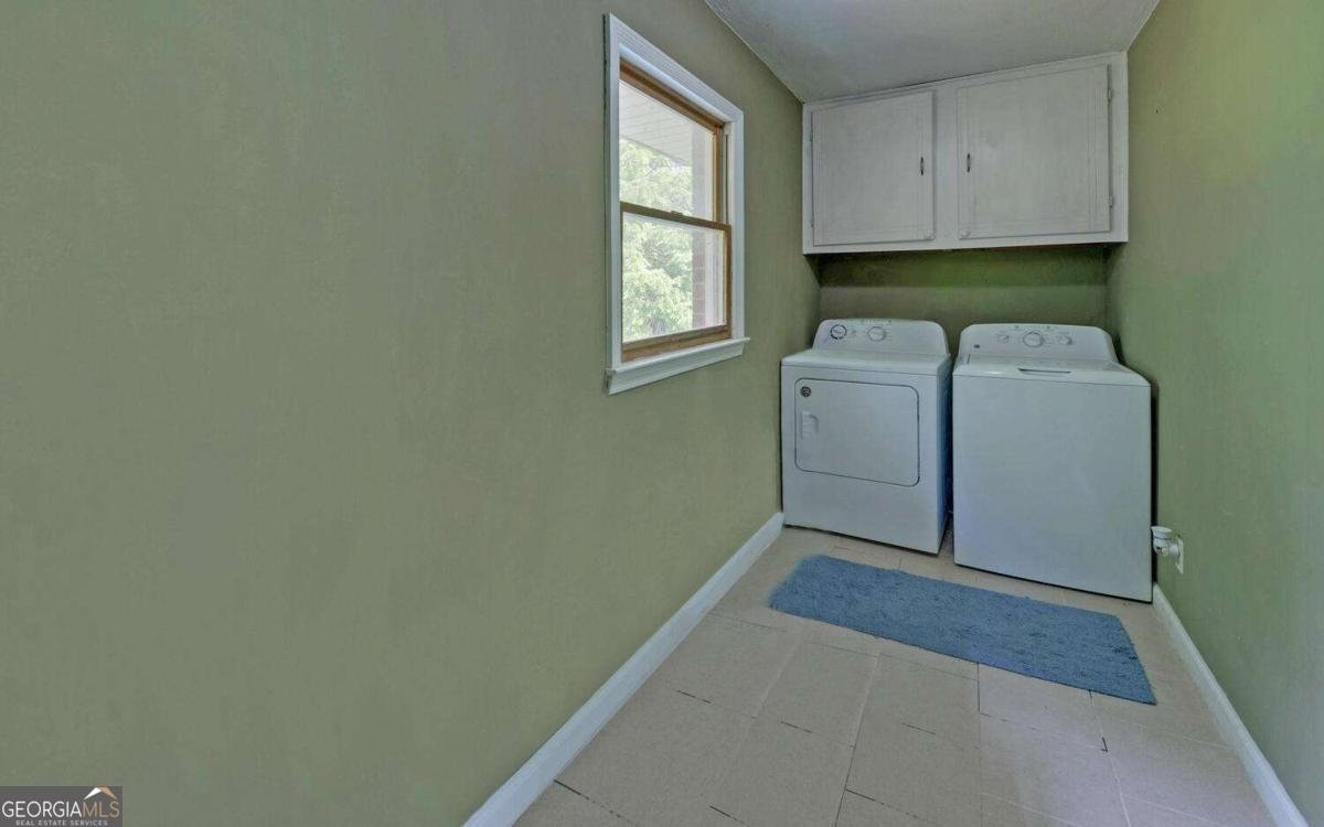 4831 FOREST Boulevard Gainesville - 19