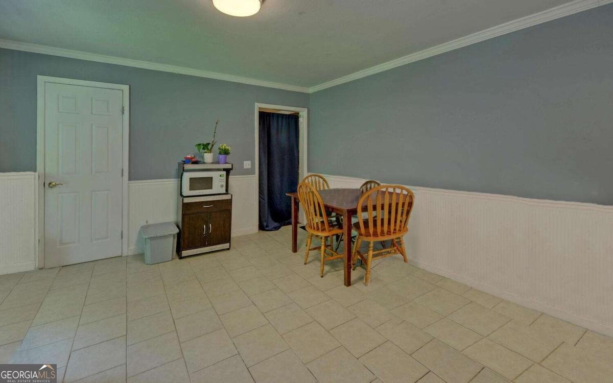 4831 FOREST Boulevard Gainesville - 2
