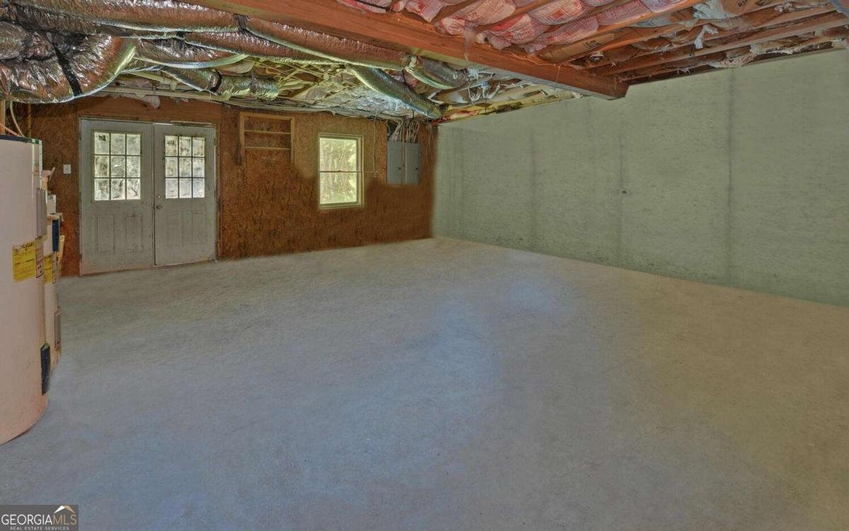 4831 FOREST Boulevard Gainesville - 23