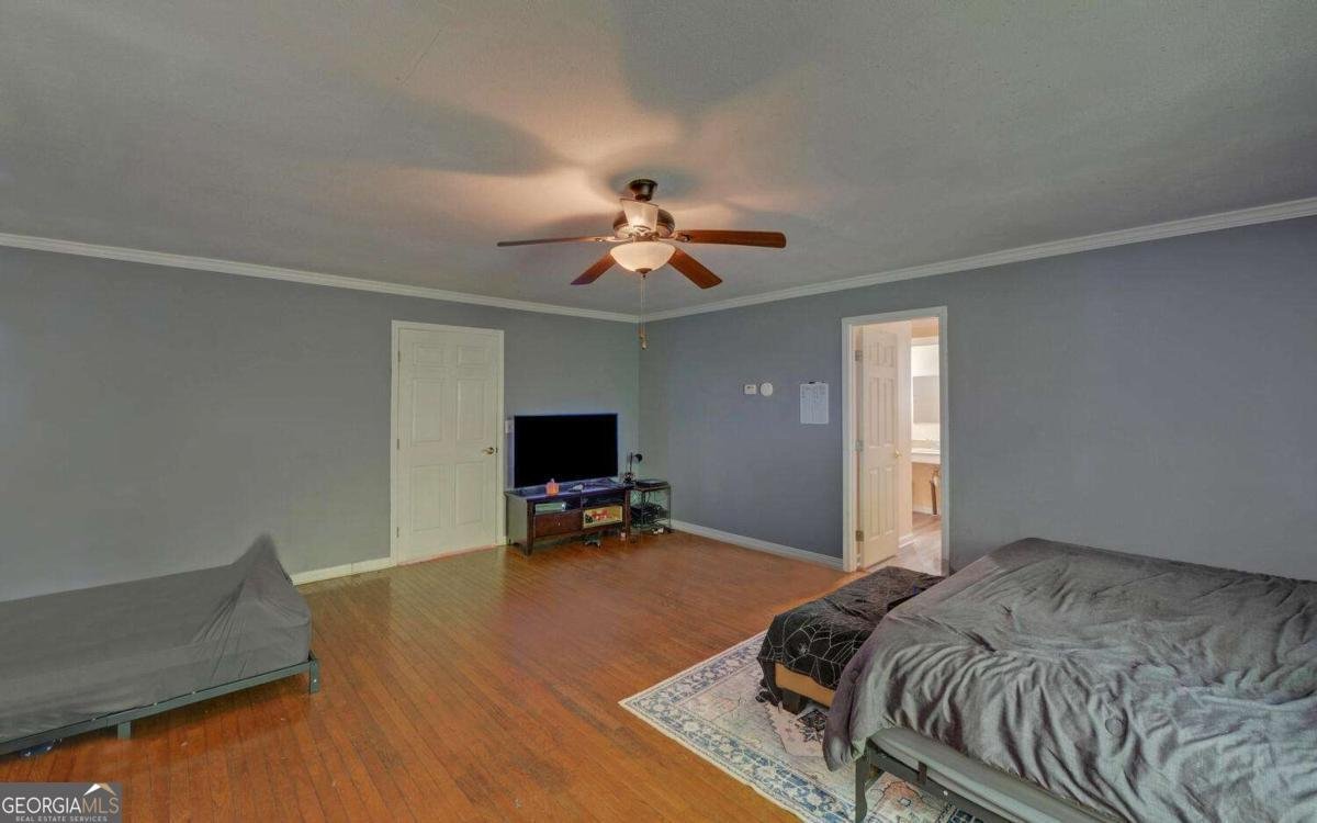 4831 FOREST Boulevard Gainesville - 4