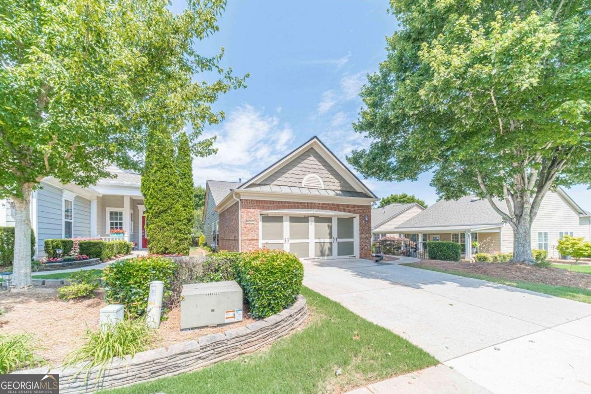 6260 BROOKSIDE Lane Hoschton - 2