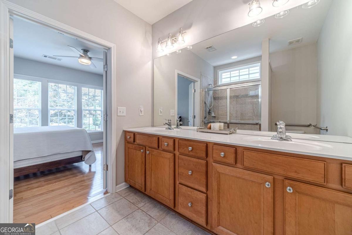 6260 BROOKSIDE Lane Hoschton - 30