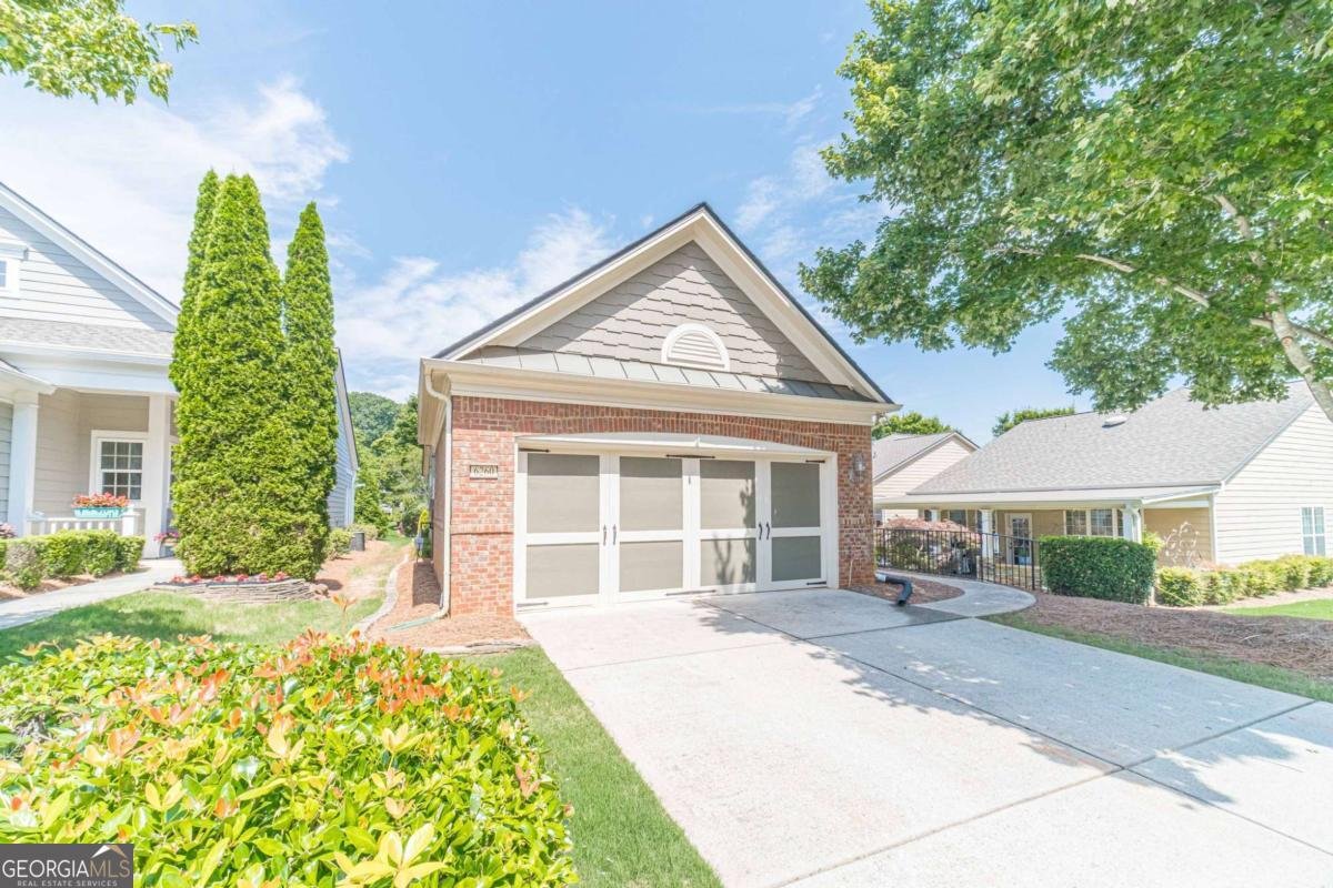 6260 BROOKSIDE Lane Hoschton - 6