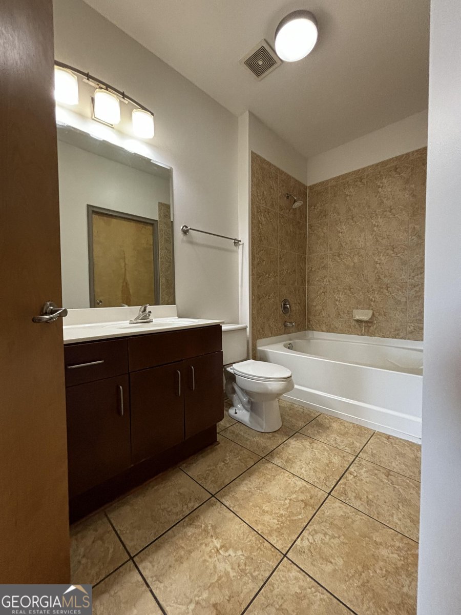898 Oak Street Atlanta - 9