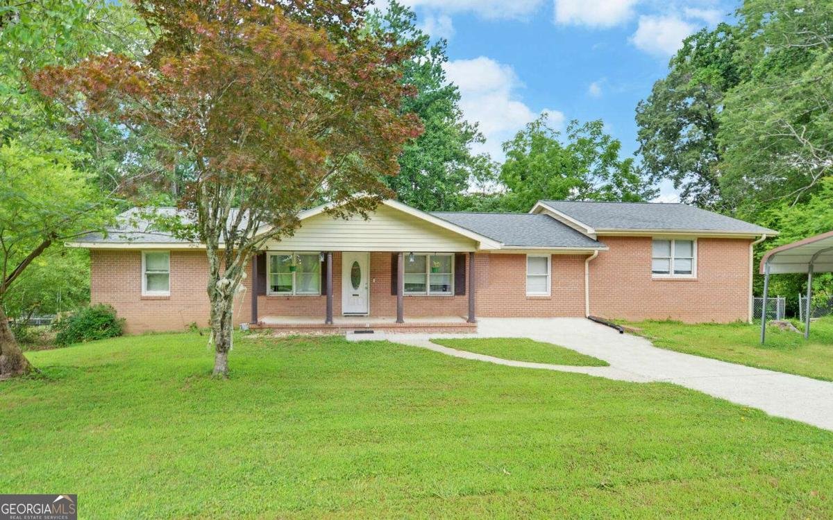 4831 FOREST Boulevard Gainesville - 1