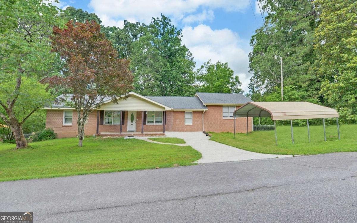 4831 FOREST Boulevard Gainesville - 39