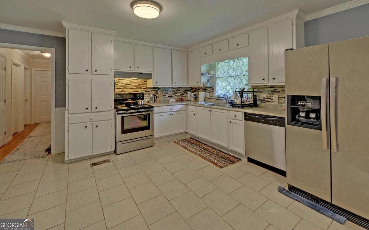 4831 FOREST Boulevard Gainesville - 8