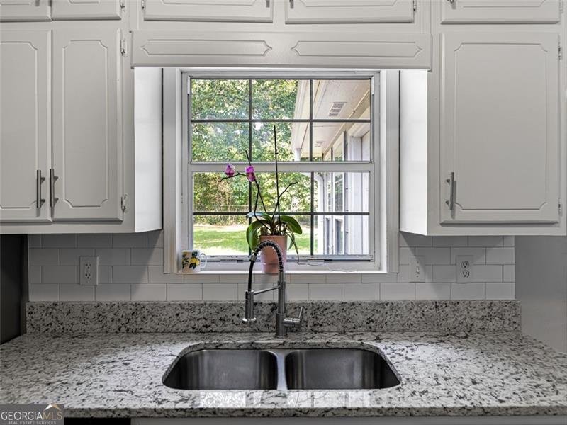 30 COURT Ellenwood - 14