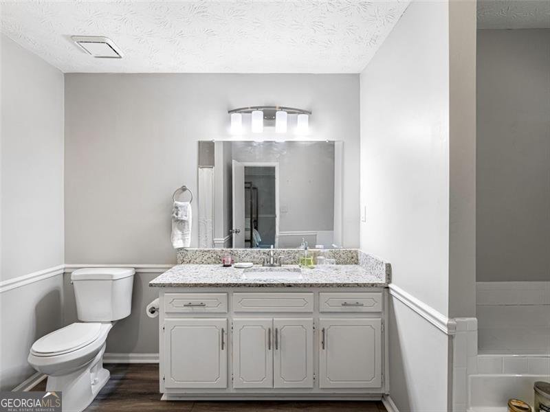 30 COURT Ellenwood - 23