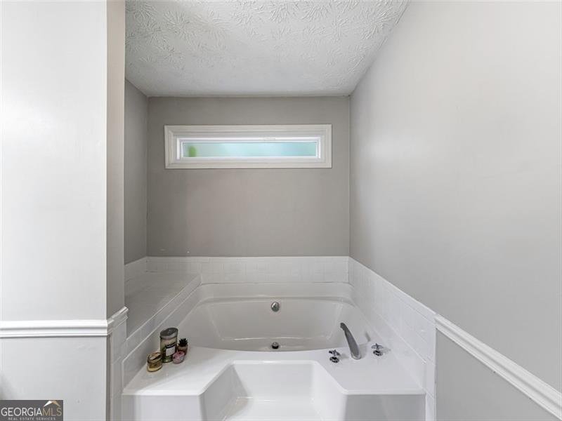 30 COURT Ellenwood - 24