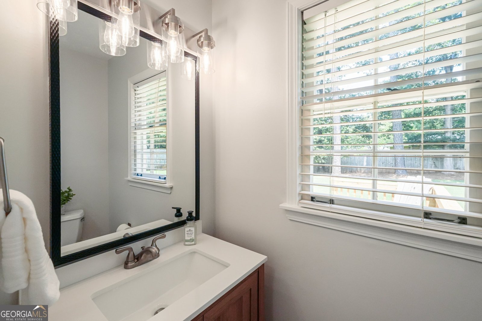 5663 SEVILLE Lane Stone Mountain - 7
