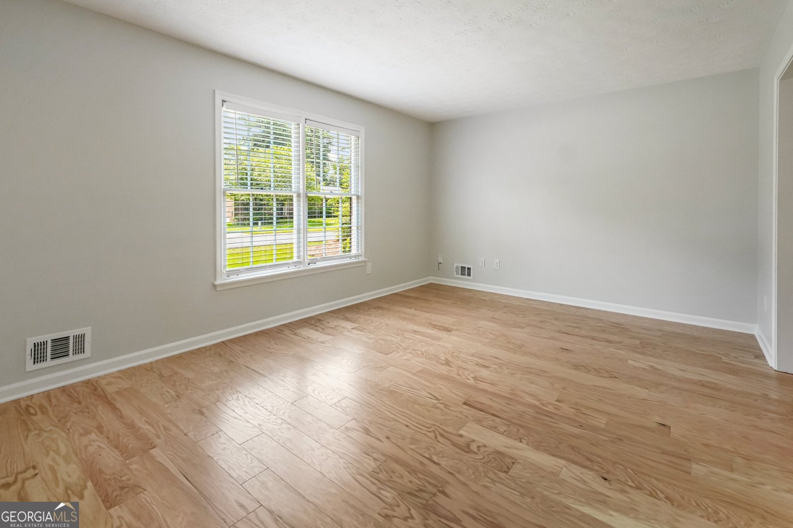 5663 SEVILLE Lane Stone Mountain - 9