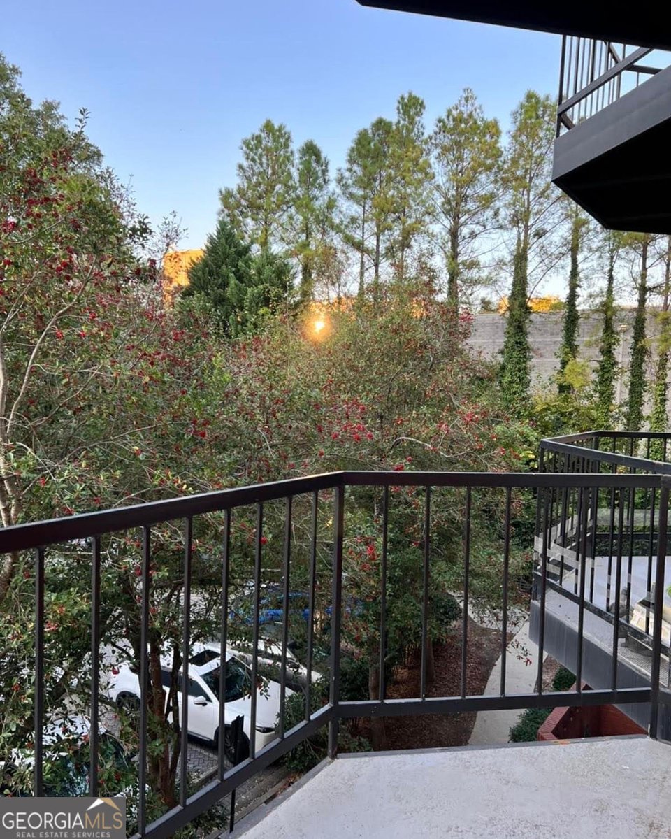 2840 Peachtree Road Atlanta - 11