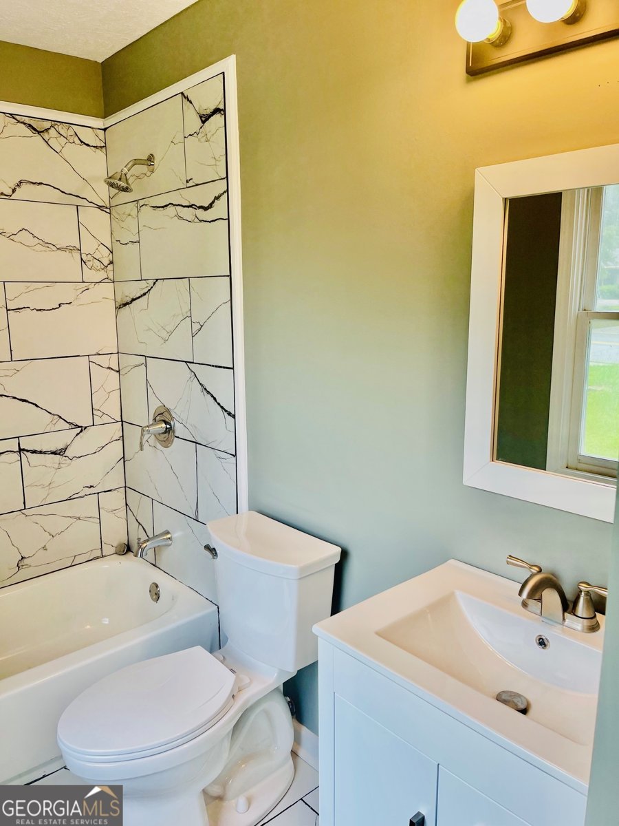 935 McCall Road Macon - 11