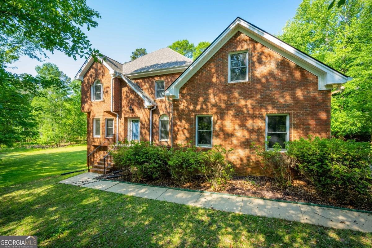219 Deerhill Drive Bogart - 2