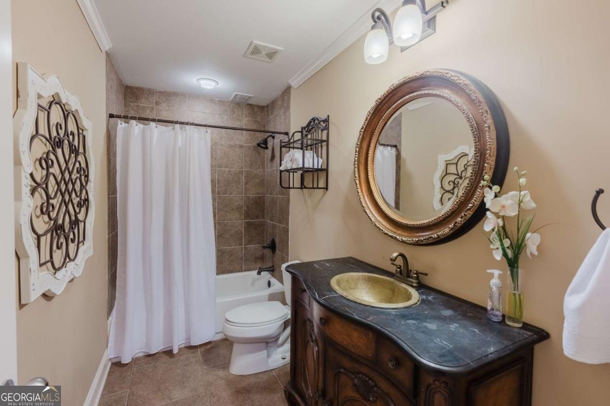 200 Long Needle Court Sugar Hill - 65