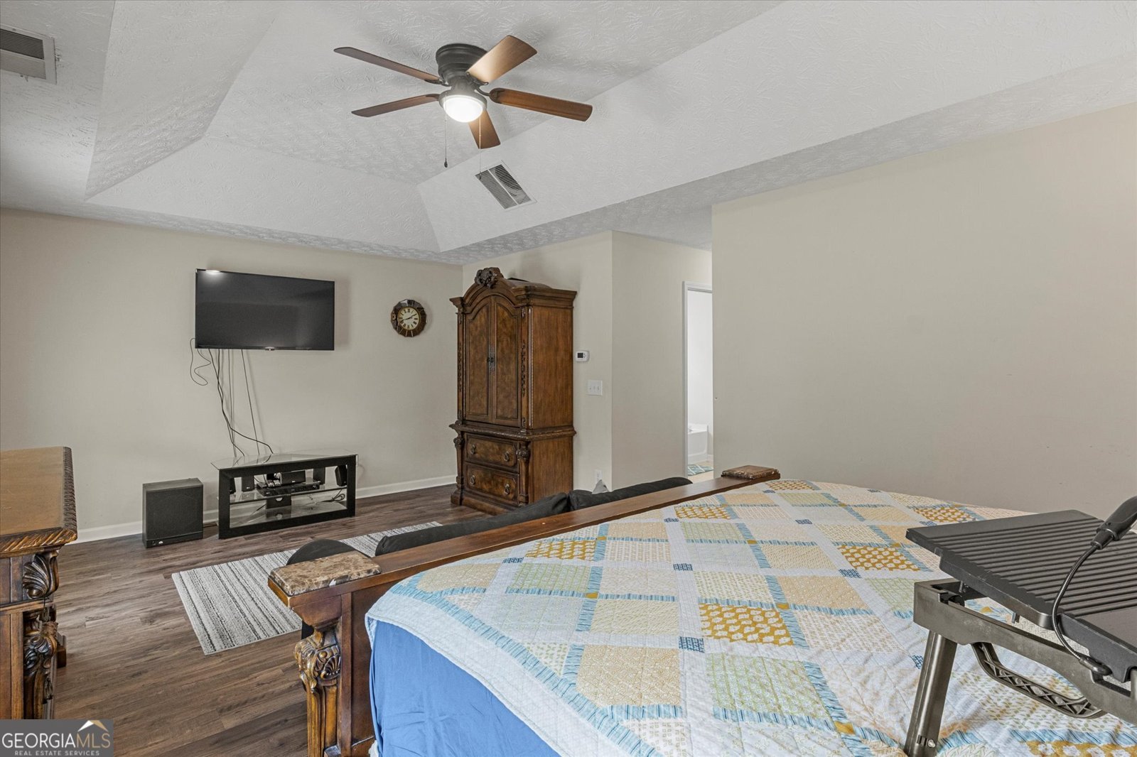 5900 Union Woods Way Union City - 17