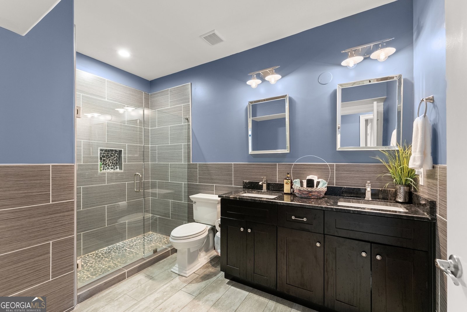 1572 Azalea Drive Lawrenceville - 43