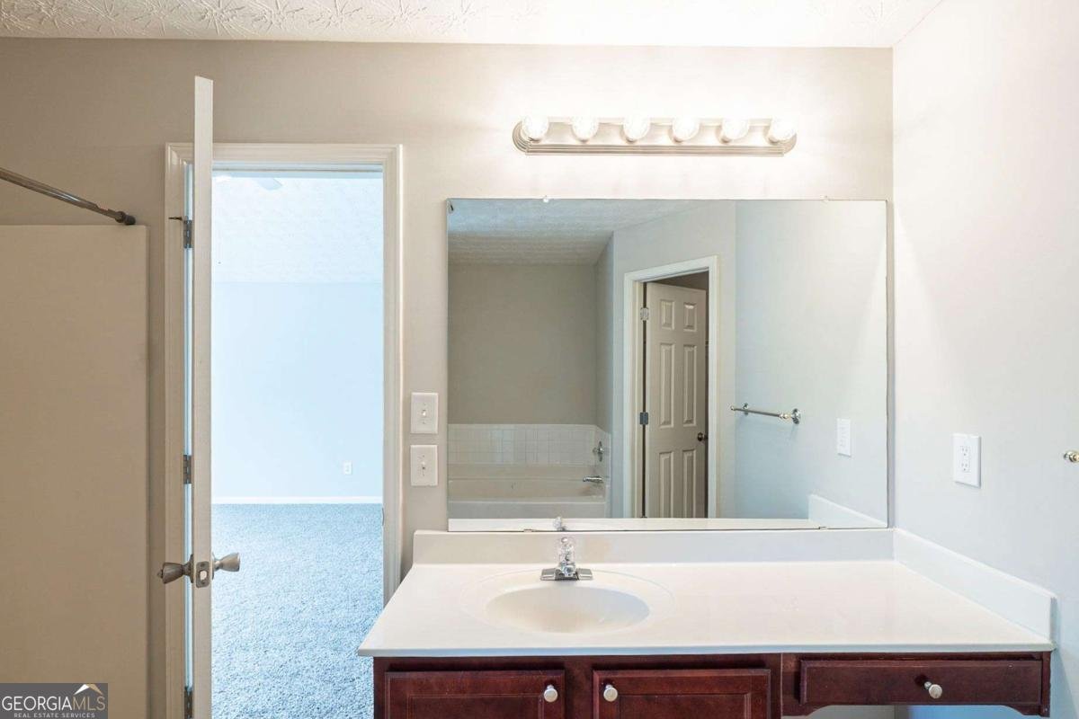 513 Shadow Valley Court Lithonia - 24