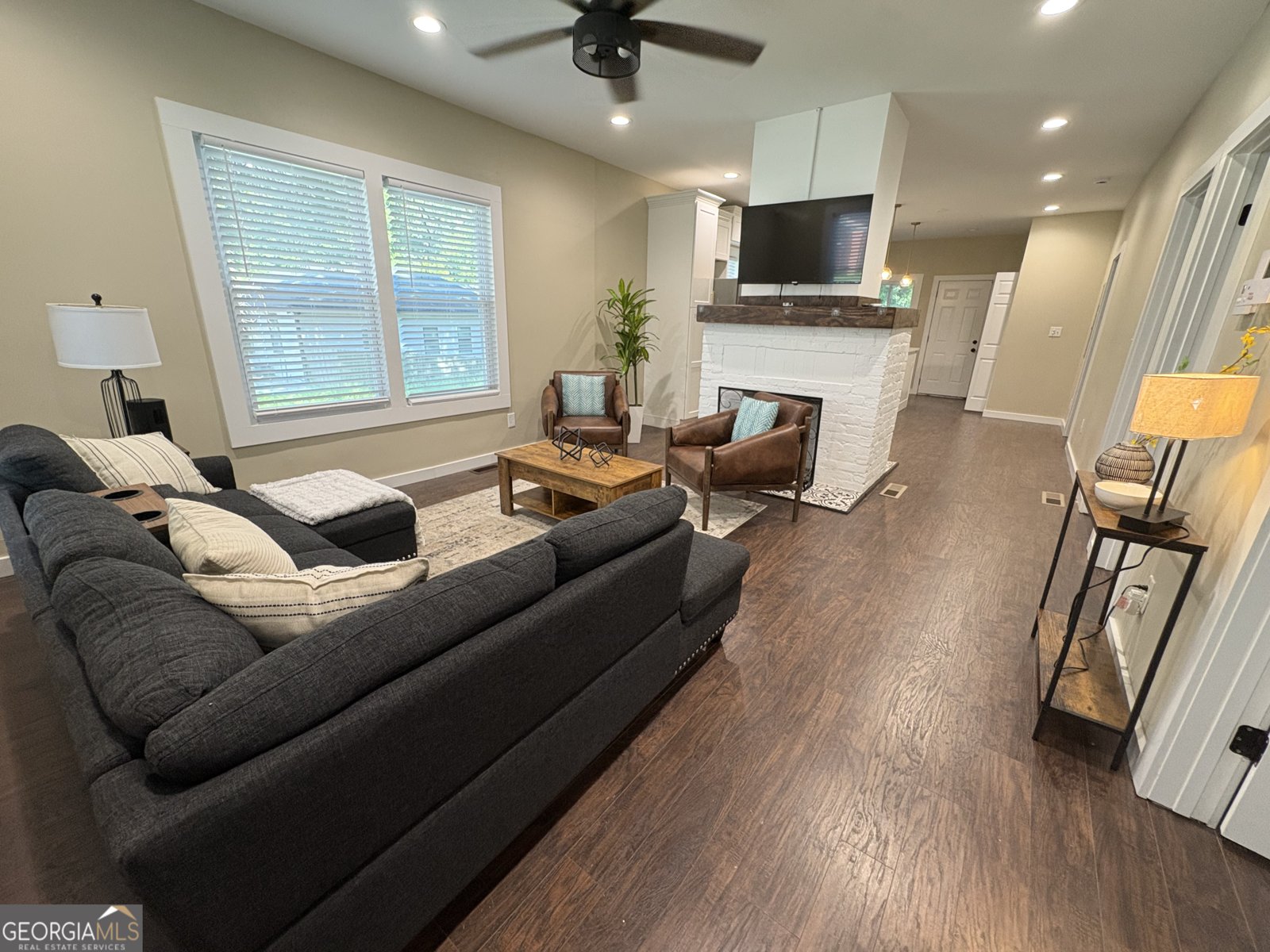 2148 M L King Jr Drive Atlanta - 3
