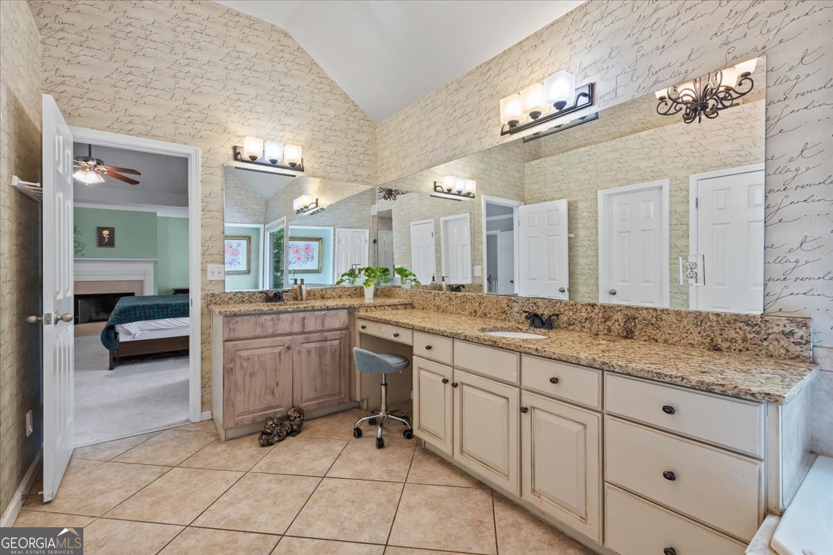1788 River Bluff View Duluth - 34