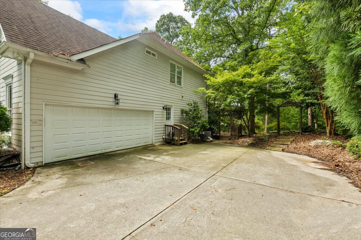 1788 River Bluff View Duluth - 47