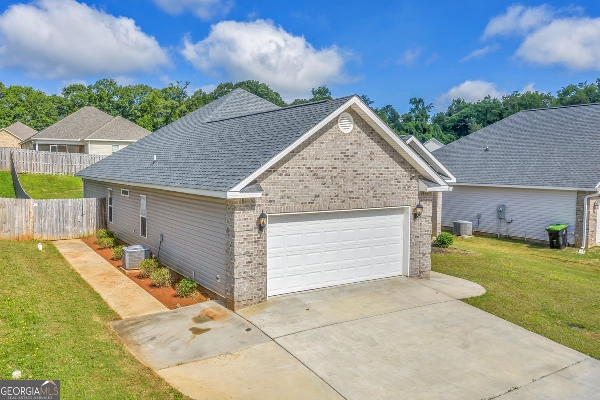 152 Hawks Ridge Trace Byron - 22
