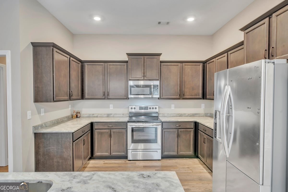 152 Hawks Ridge Trace Byron - 9