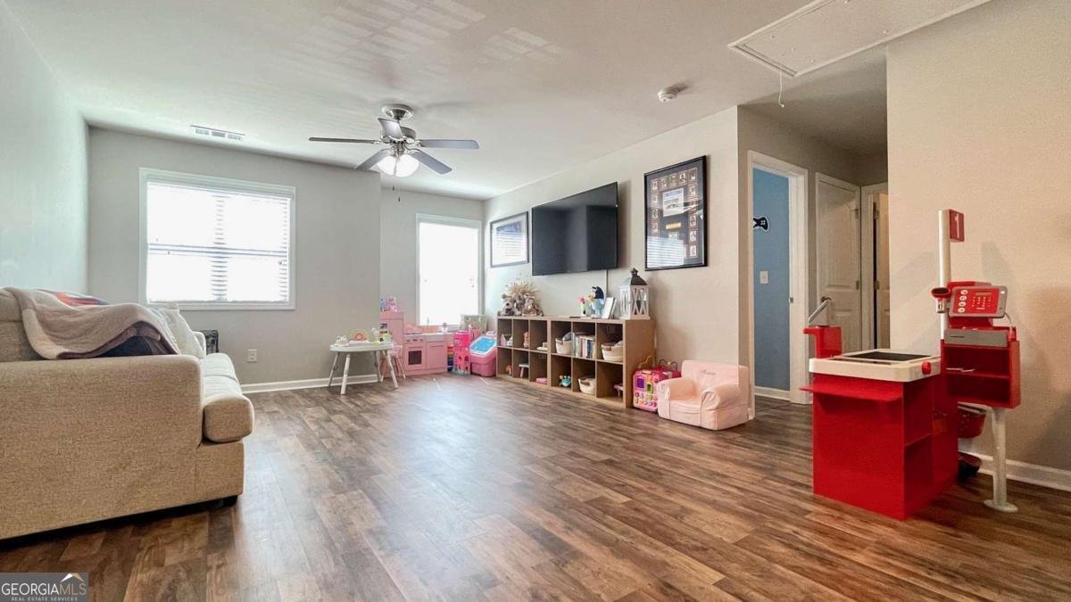 109 Red Fox Drive Dallas - 26