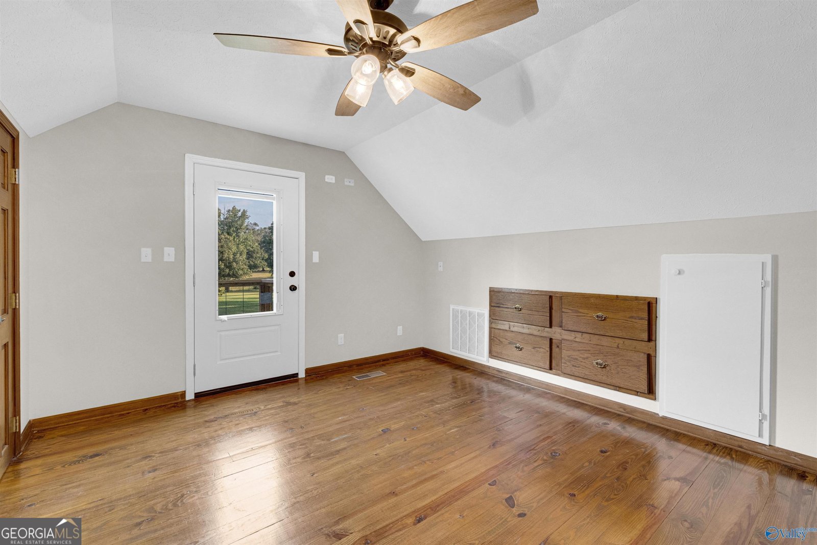 17207 County Road 22 Centre - 17