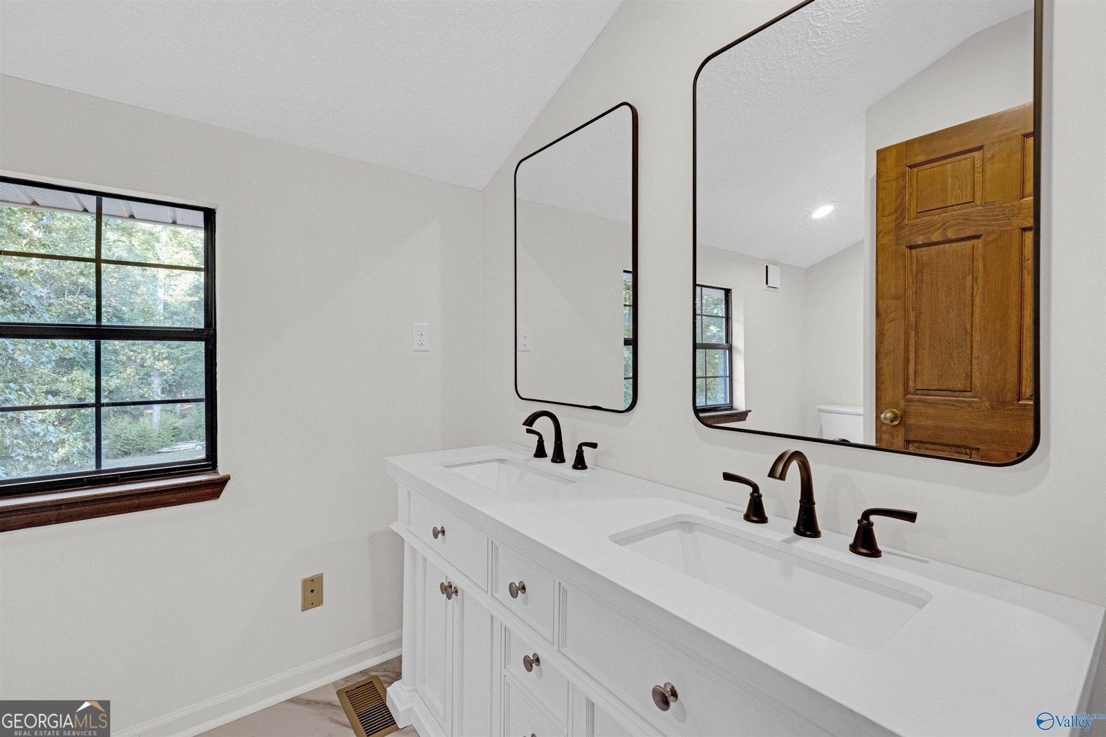 17207 County Road 22 Centre - 23